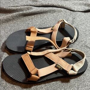 Teva Sandals with Peach and Beige Straps size 10